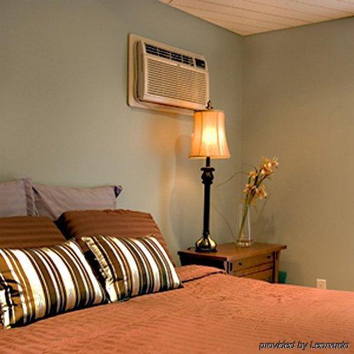 Sands By The Sea Motel Йорк Номер фото